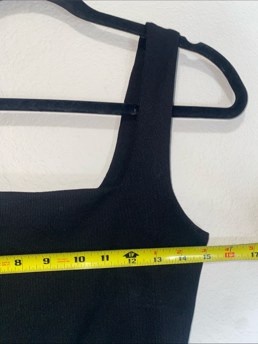 ✨NWT The Workshop Black Ribbed Cropped Tank Top! - Picture 5 of 6